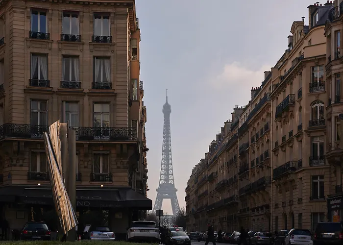 Plaza Tour Eiffel Hotel Parijs